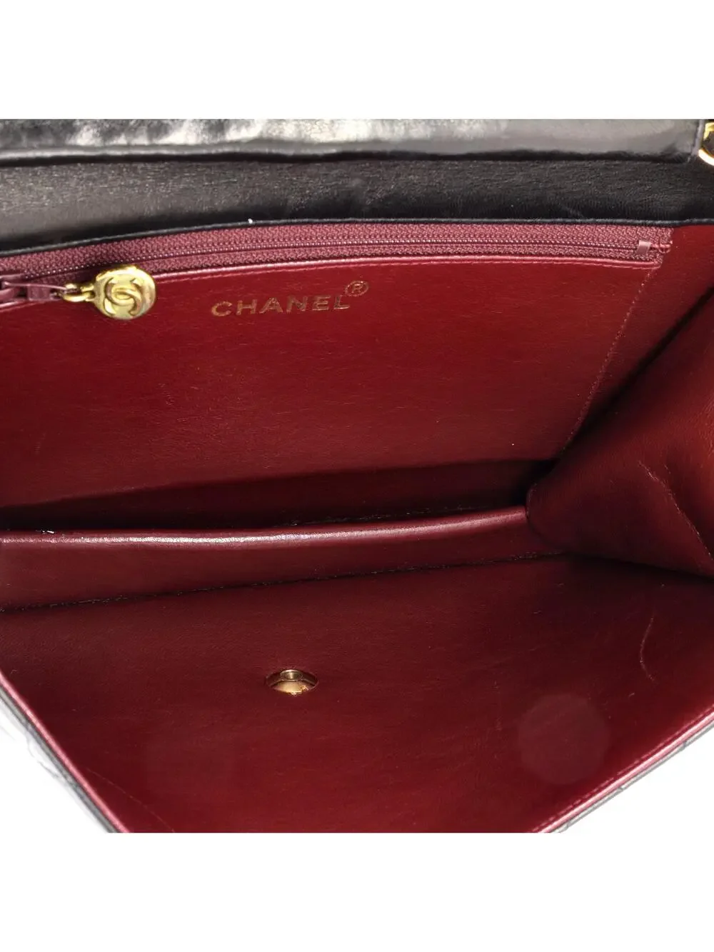 Chanel Vintage Clutch With Chain #299251C40B
